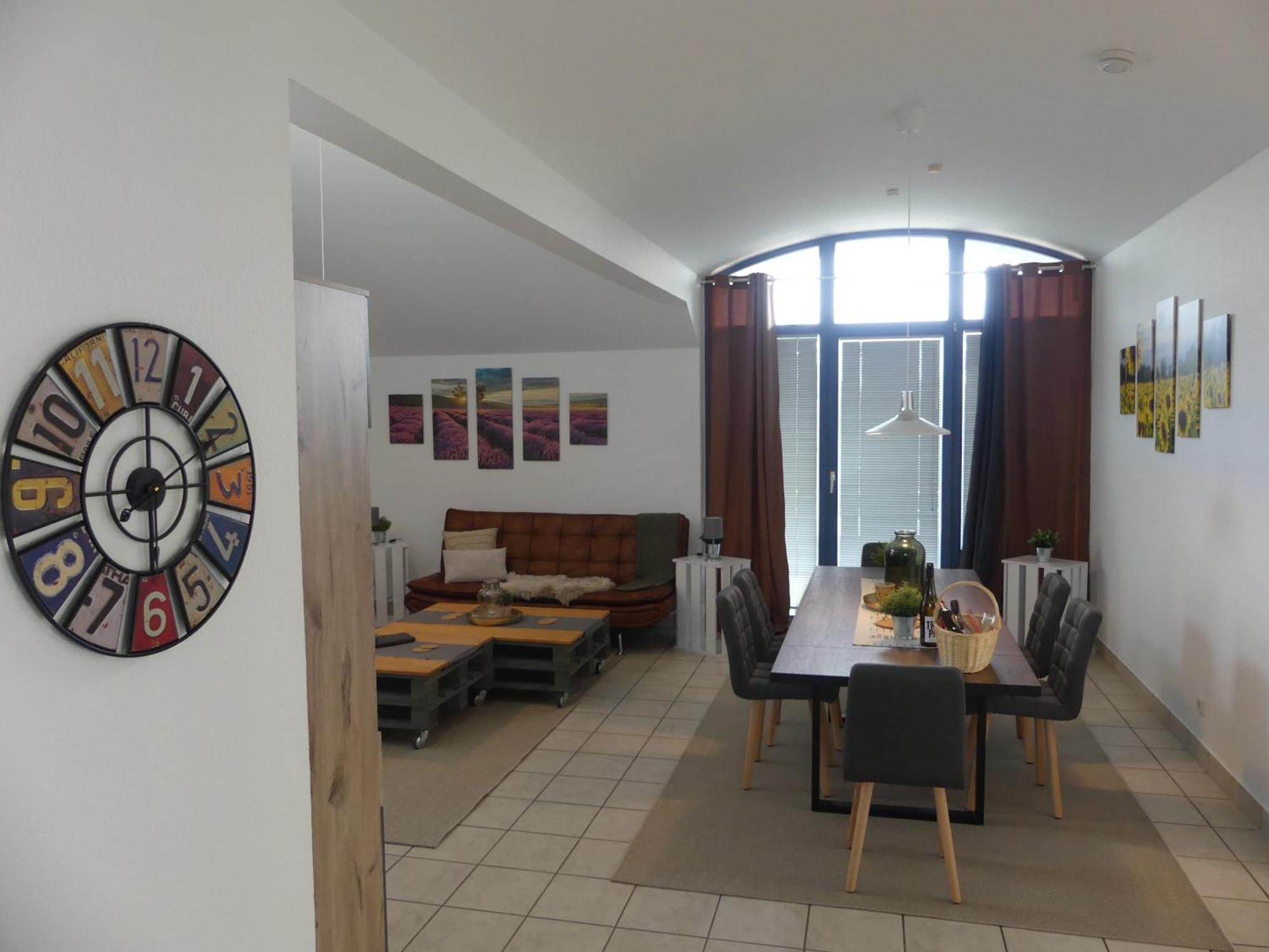 Apartment-Koeln-Bonn, Ihr Zuhause Auf Zeit. Wesseling Buitenkant foto