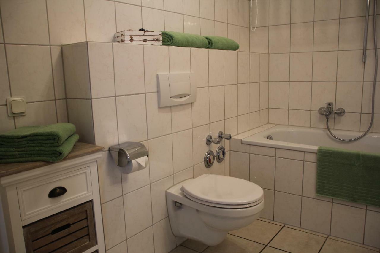 Apartment-Koeln-Bonn, Ihr Zuhause Auf Zeit. Wesseling Buitenkant foto